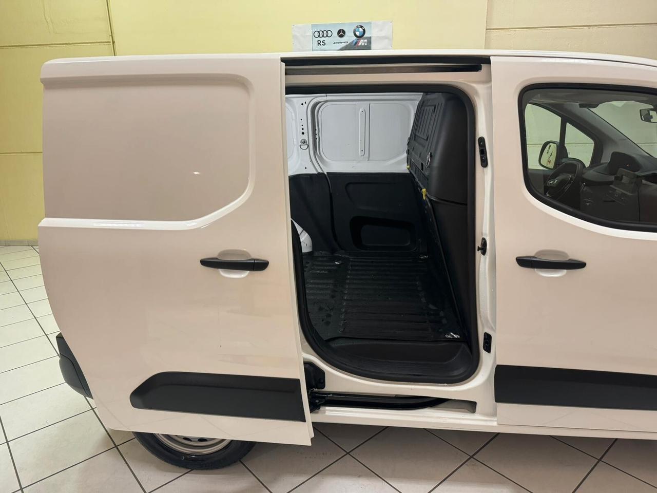 Peugeot Partner BlueHDi 130 EAT8 S&S PL Furgone Premium