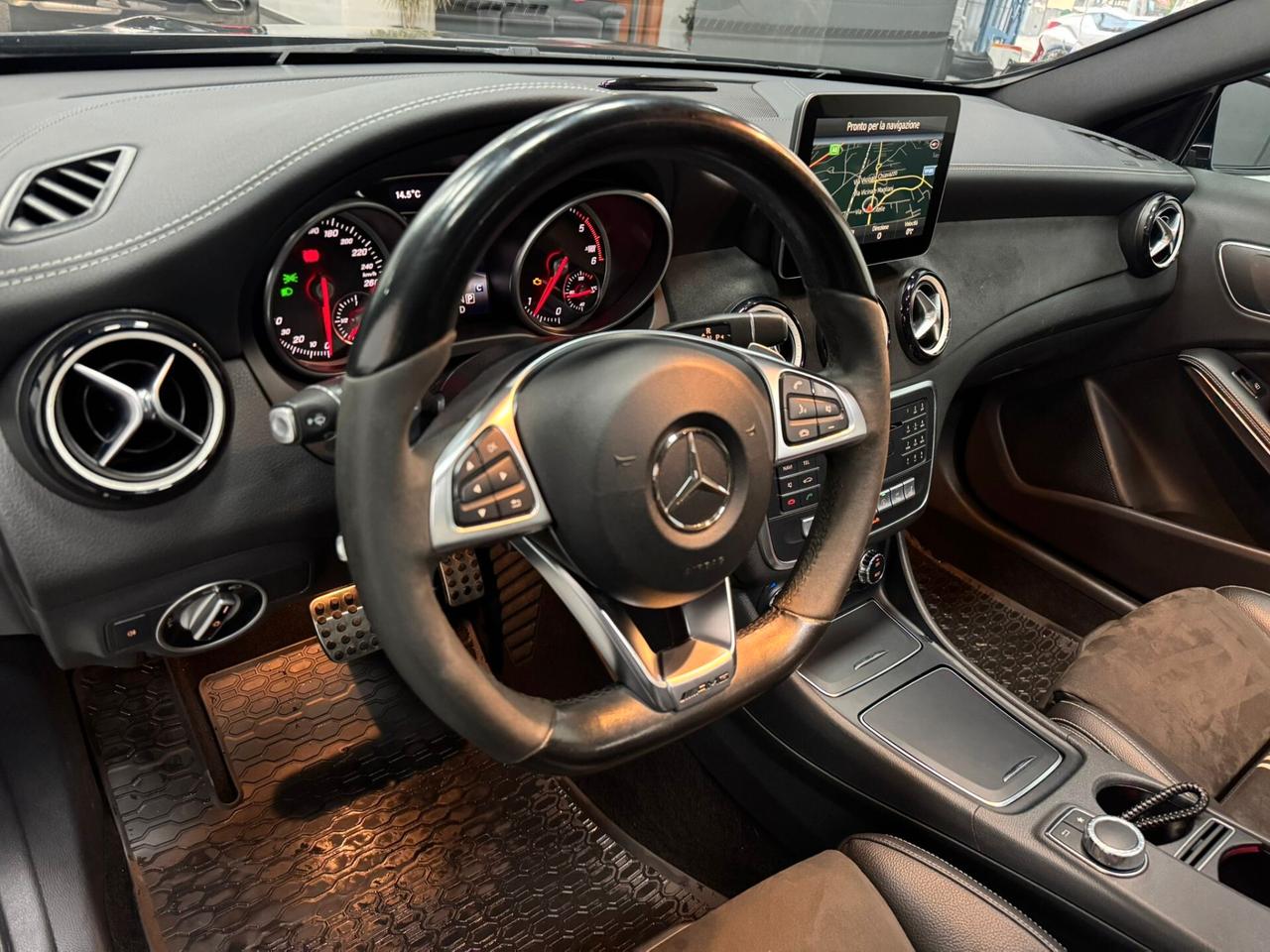 Mercedes-benz GLA 200 d Automatic Premium