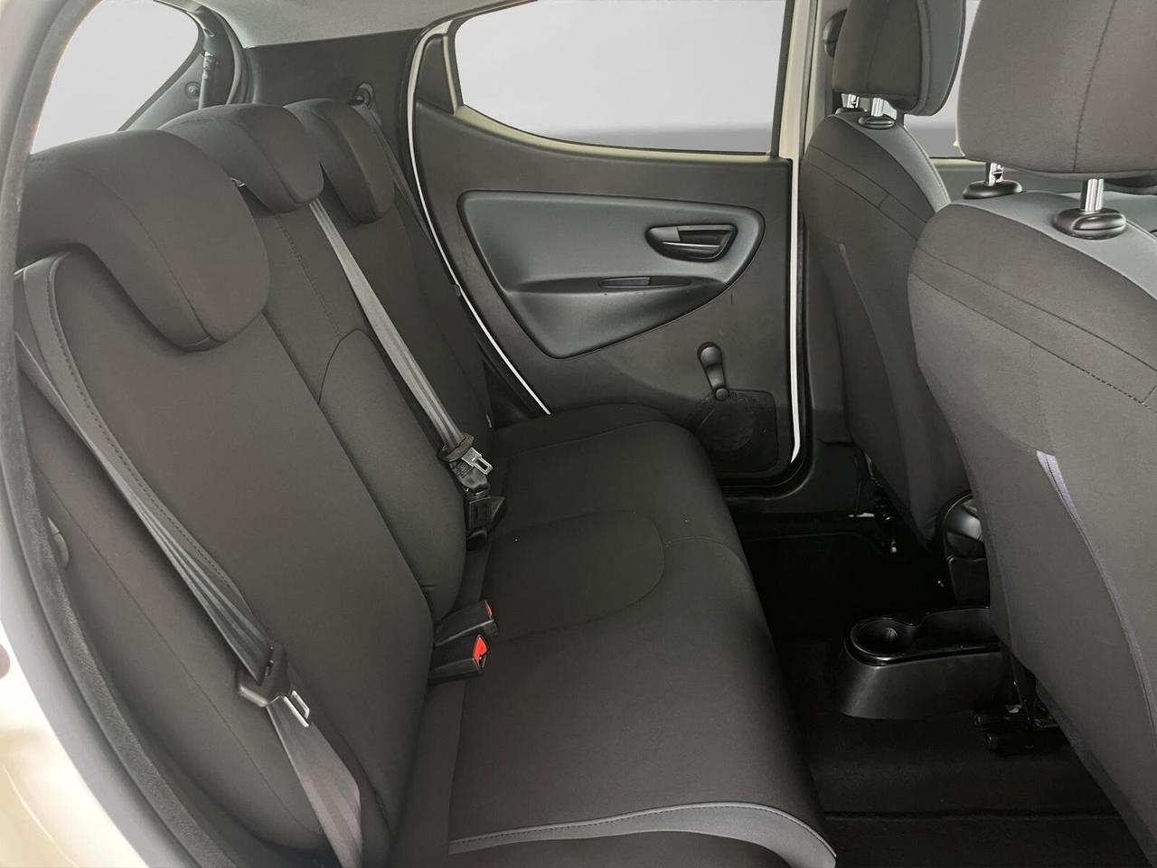 Lancia Ypsilon 1.3 MJT 95cv Gold NEOPATENTATI