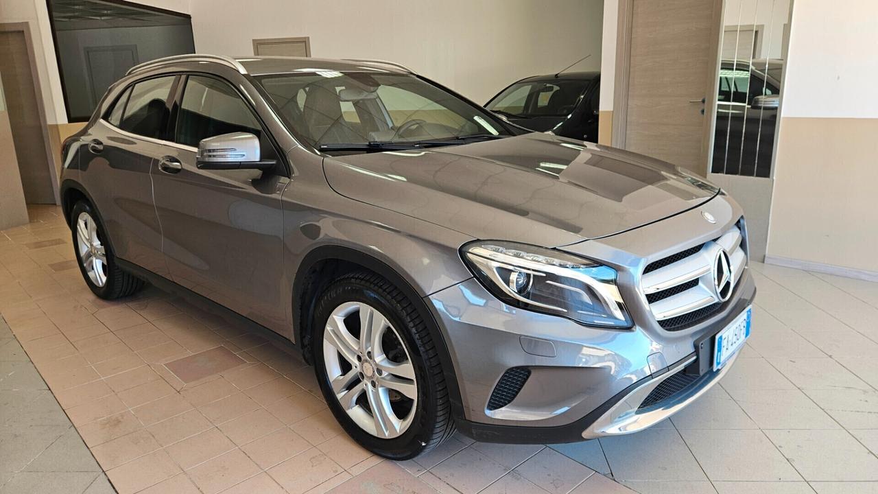 Mercedes-benz GLA 200 d Premium