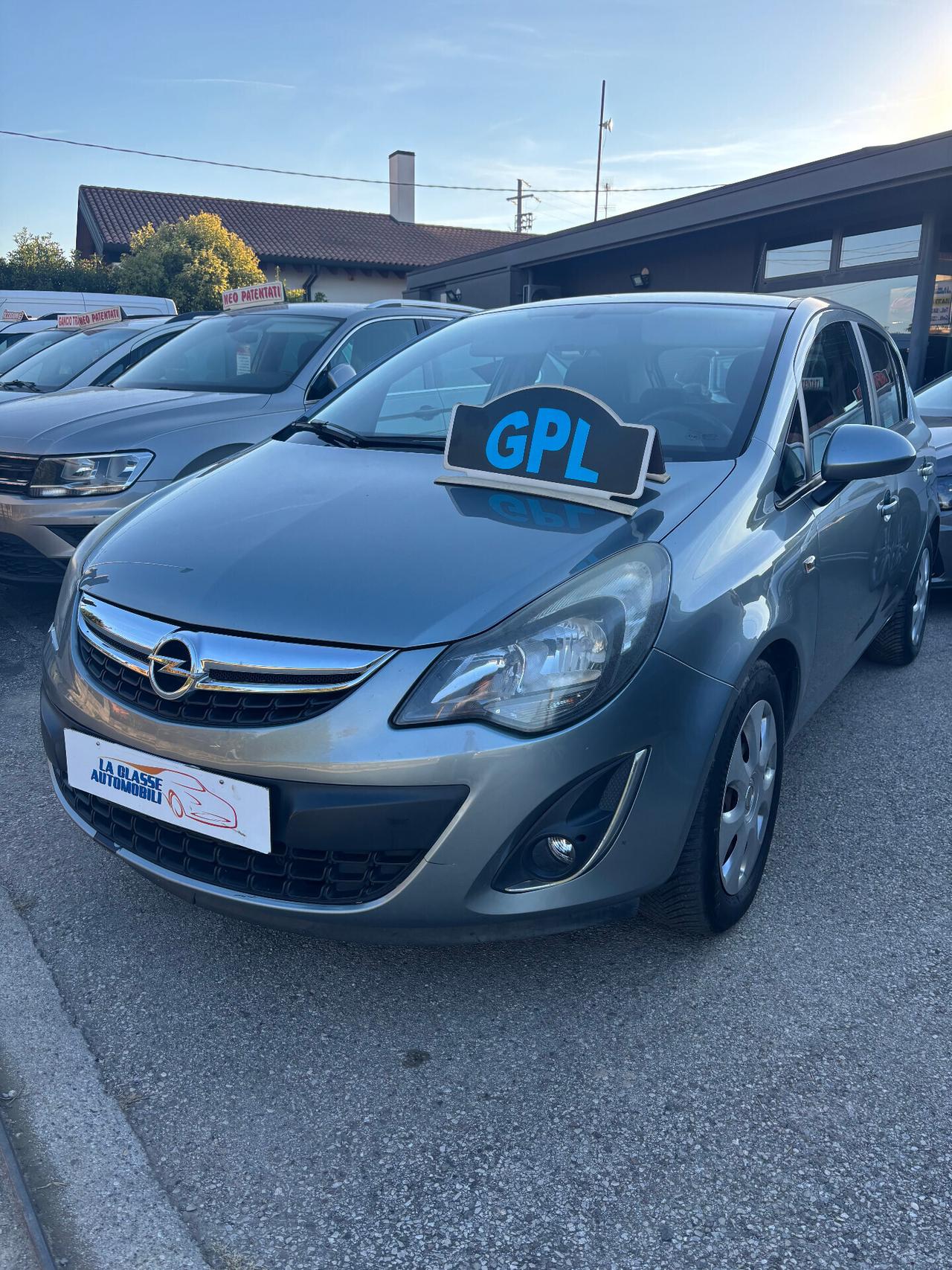 Opel Corsa 1.2 85CV 3 porte BENZINA GPL