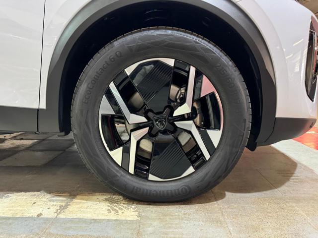 PEUGEOT 2008 Hybrid 136CV e-DCS6 GT