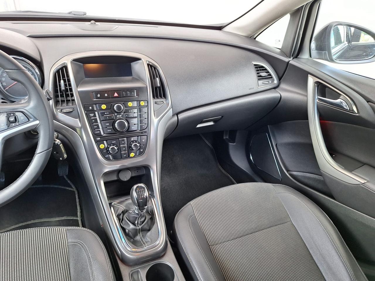 Opel Astra 1.7 CDTI 110CV Sports Tourer Cosmo