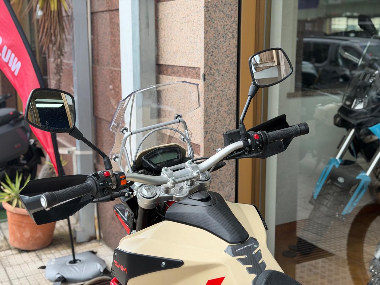 Swm Superdual 600 2026 con TRIS DI VALIGIE a soli 45€!