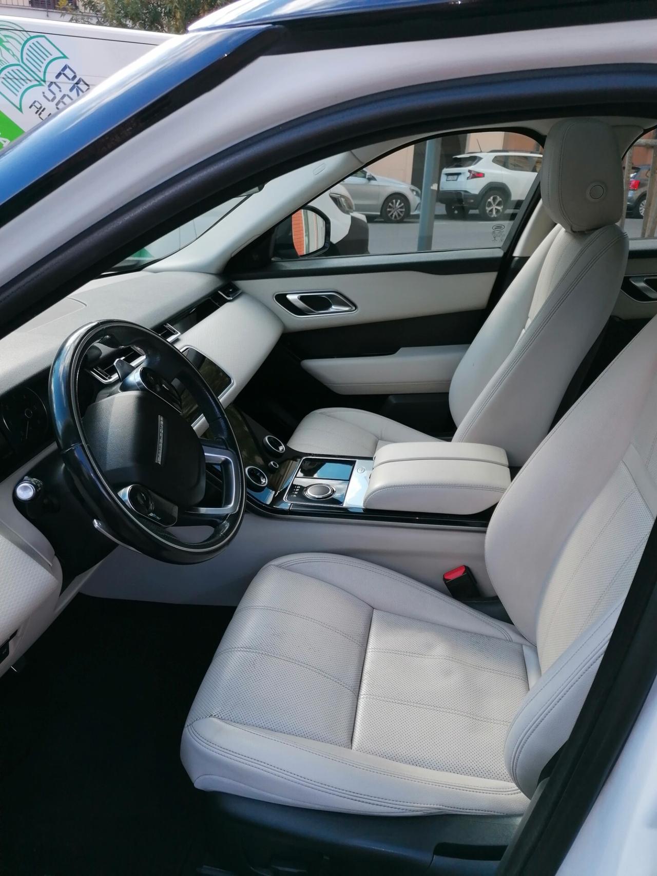 Land Rover Range Velar 2.0 TD4 180 CV R-Dynamic