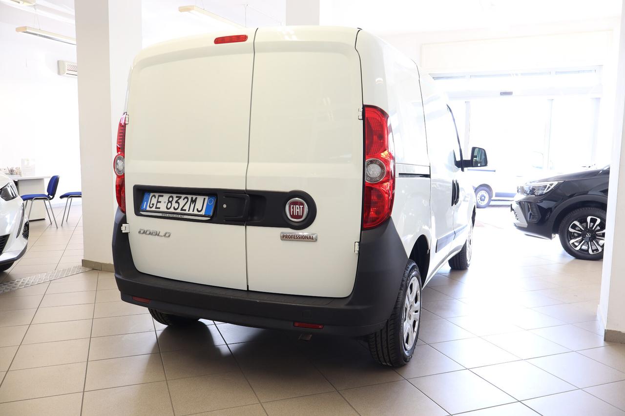FIAT DOBLO' CARGO 3 POSTI 1.6 MJET 105 CV LOUNGE