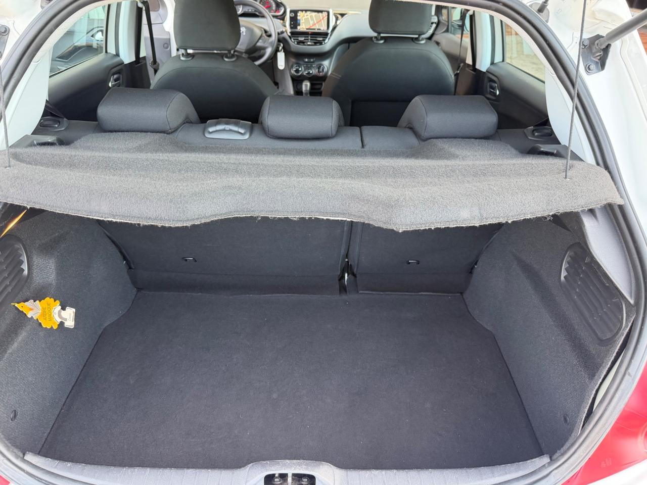 Peugeot 208 1.4 HDi 68 CV 5 porte Active