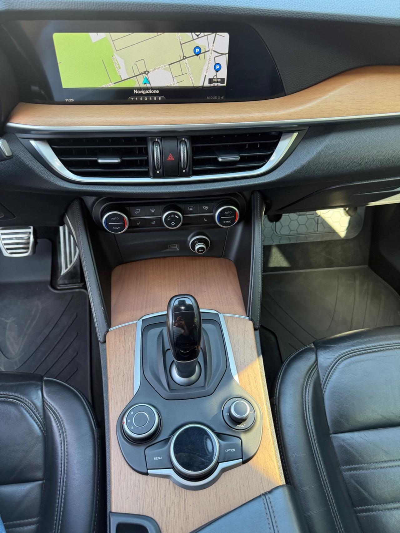 Alfa Romeo Stelvio 2.0 Turbo 280 CV AT8 Q4 First Edition garanzia 12 mesi
