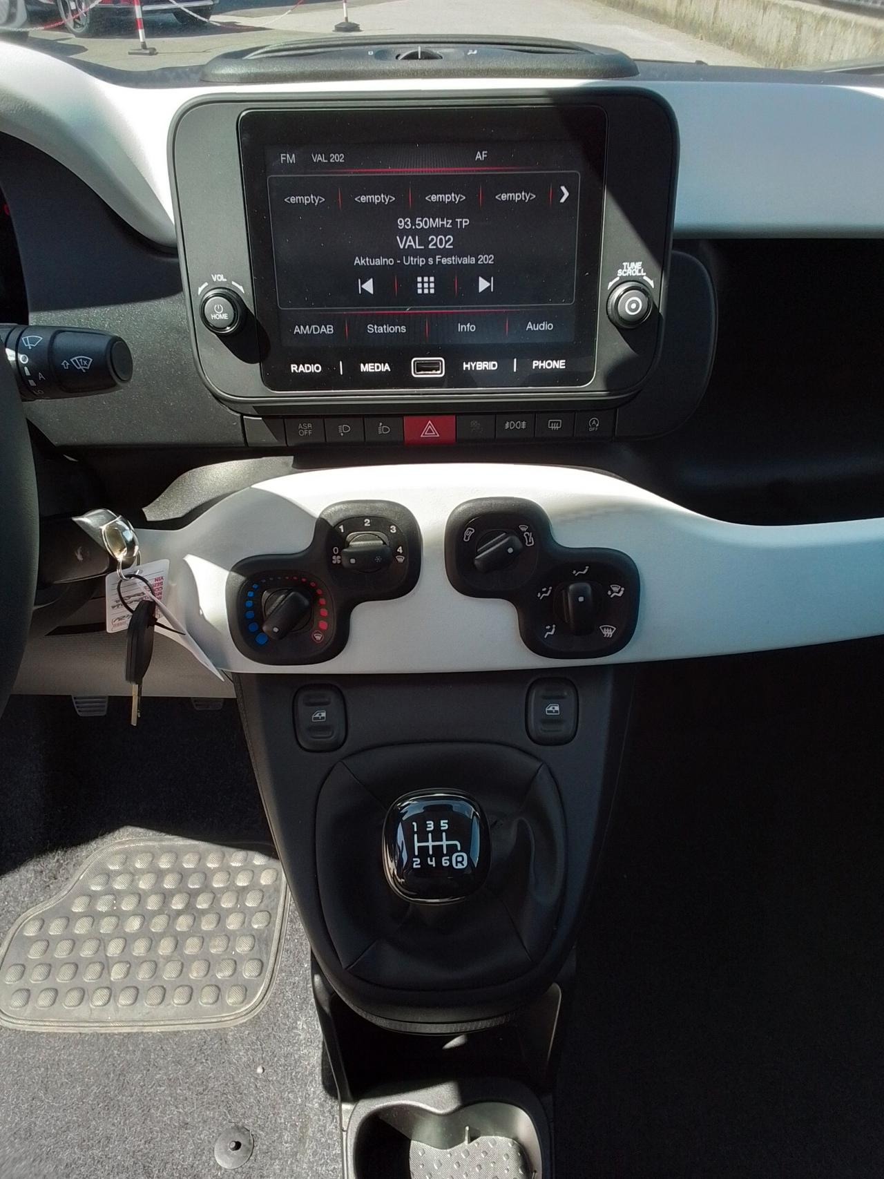 Fiat Panda Cross 1.0 FireFly Hybrid