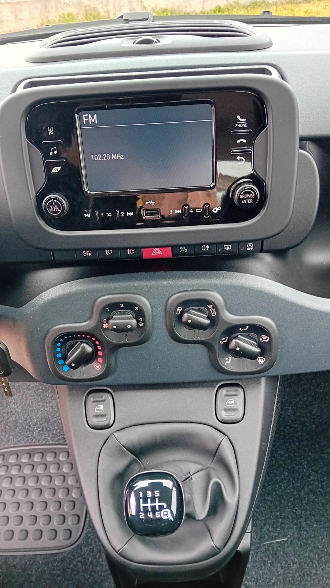 Fiat Panda Pandina 1.0 FireFly 65 CV Hybrid Icon *SENZA VINCOLI DI FINANZIAMENTO*