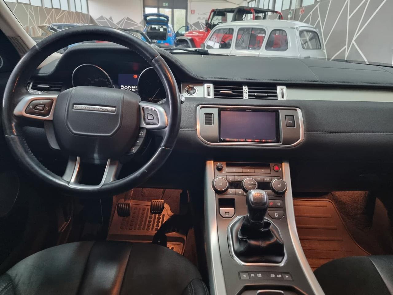 Land Rover Range Evoque 2.2 TD4 5p. Pure