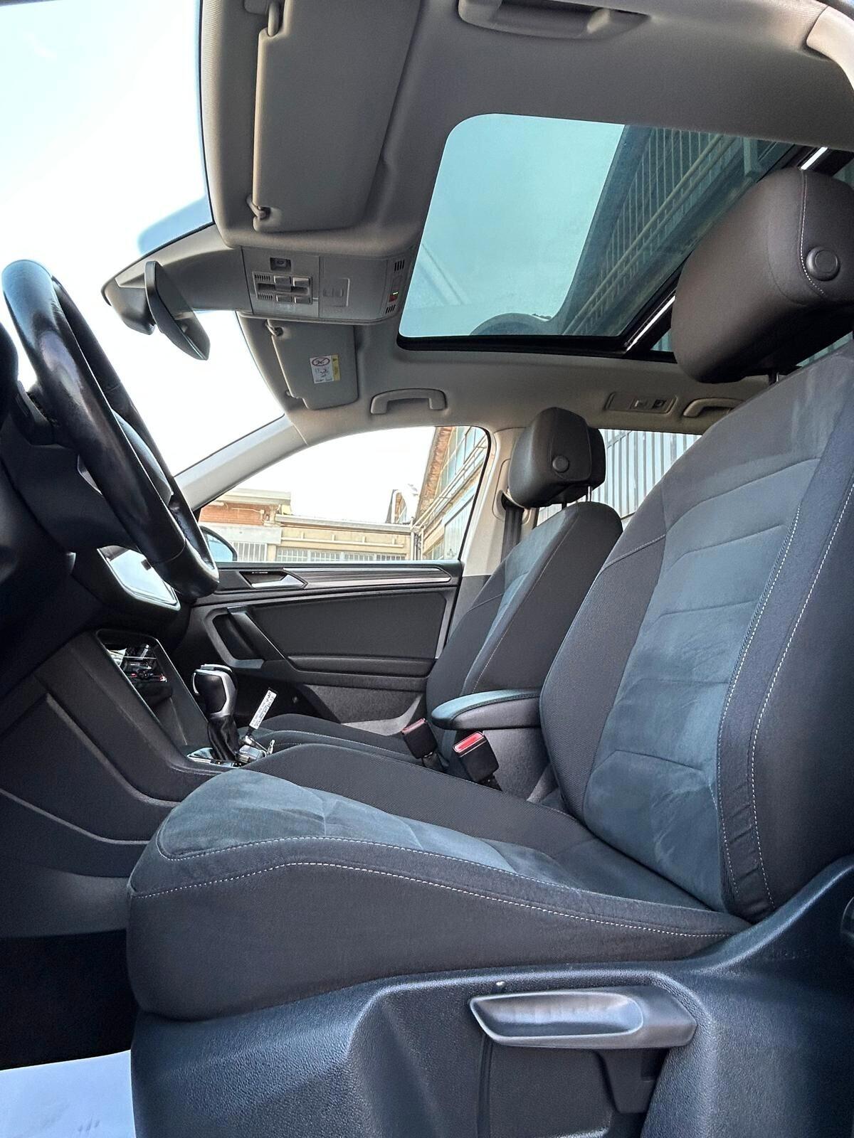 Volkswagen Tiguan 2.0 TDI 150cv SCR DSG TETTO PANORAMICO
