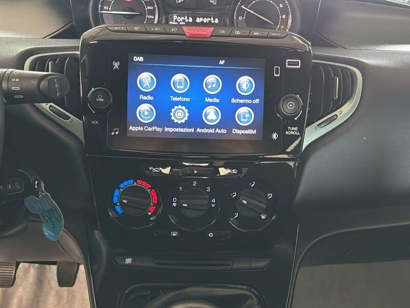 Lancia Ypsilon 1.0 FireFly 70cv Hybrid Gold