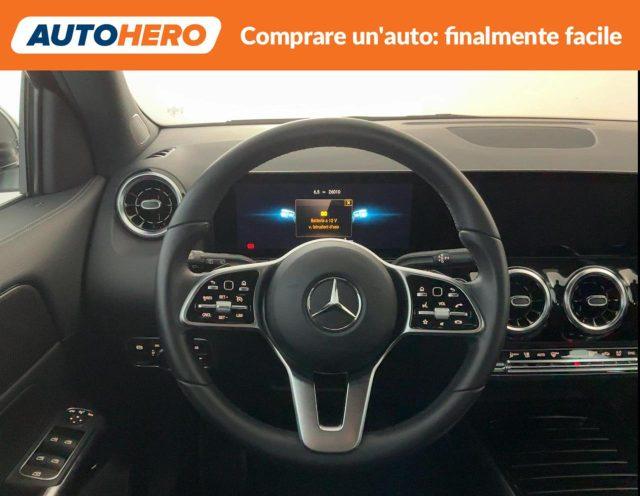 MERCEDES-BENZ GLA 200 d Automatic Sport