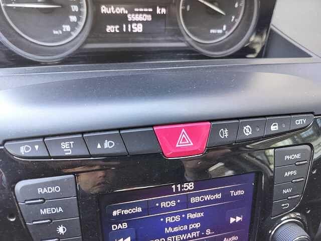 Lancia Ypsilon 1.2 69 CV 5 porte S&S Gold