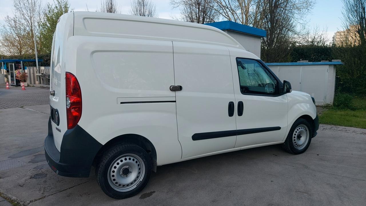 Fiat Doblò Maxi XL- Tetto Alto