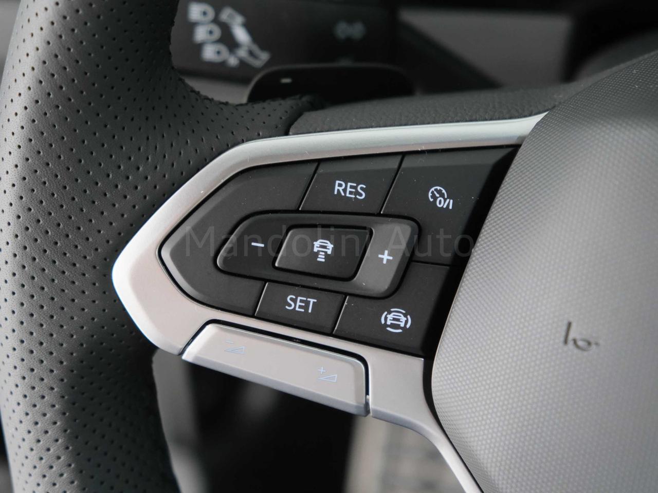 Volkswagen T-Roc 1.5 tsi act r-line plus dsg