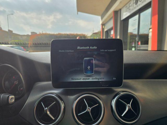 MERCEDES-BENZ GLA 200 d Automatic Navigatore RetroCamera Xenon + LED