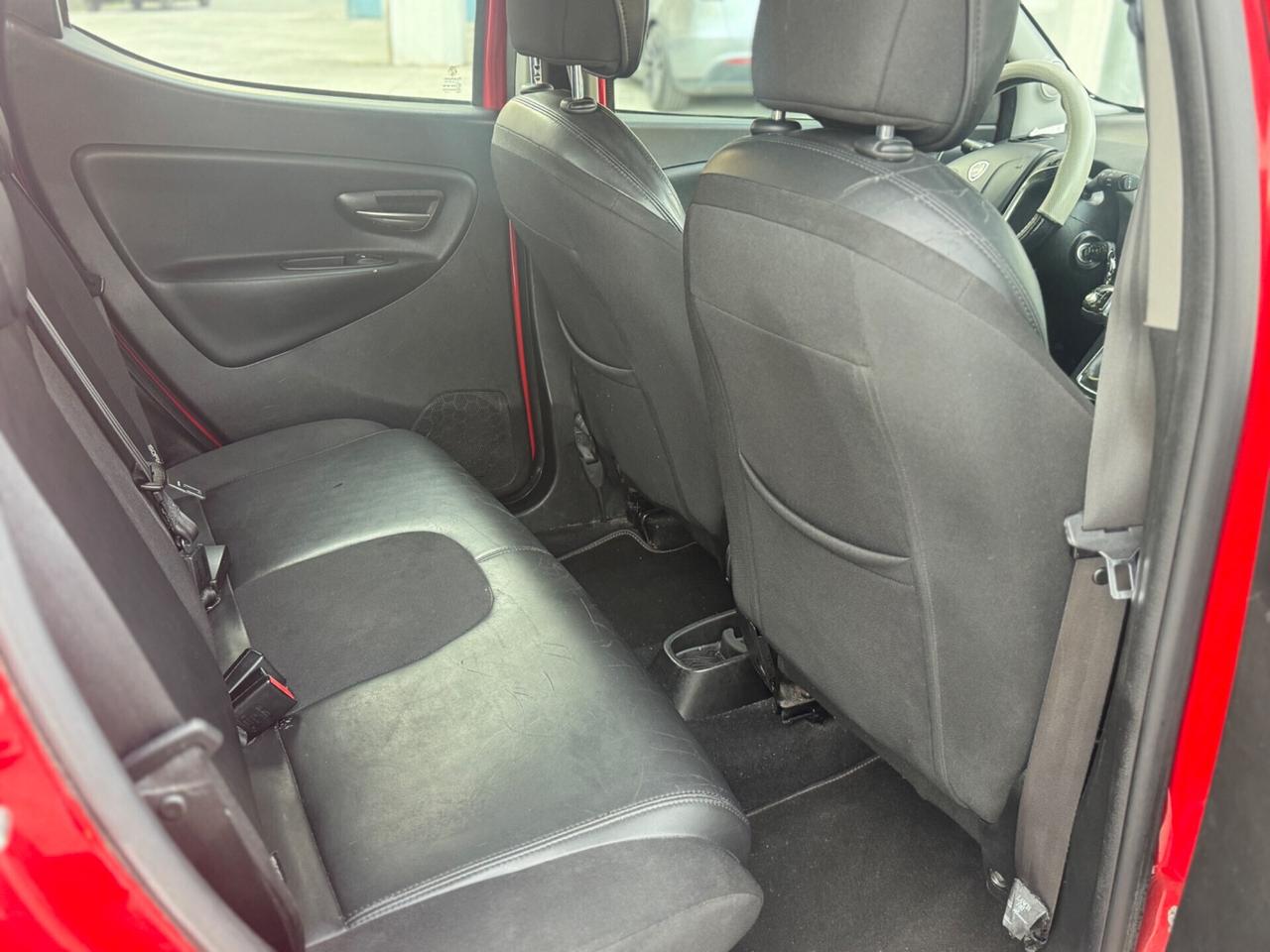 Lancia Ypsilon 1.3 MJT 16V 95 CV 5P. S&S Platinum 2012