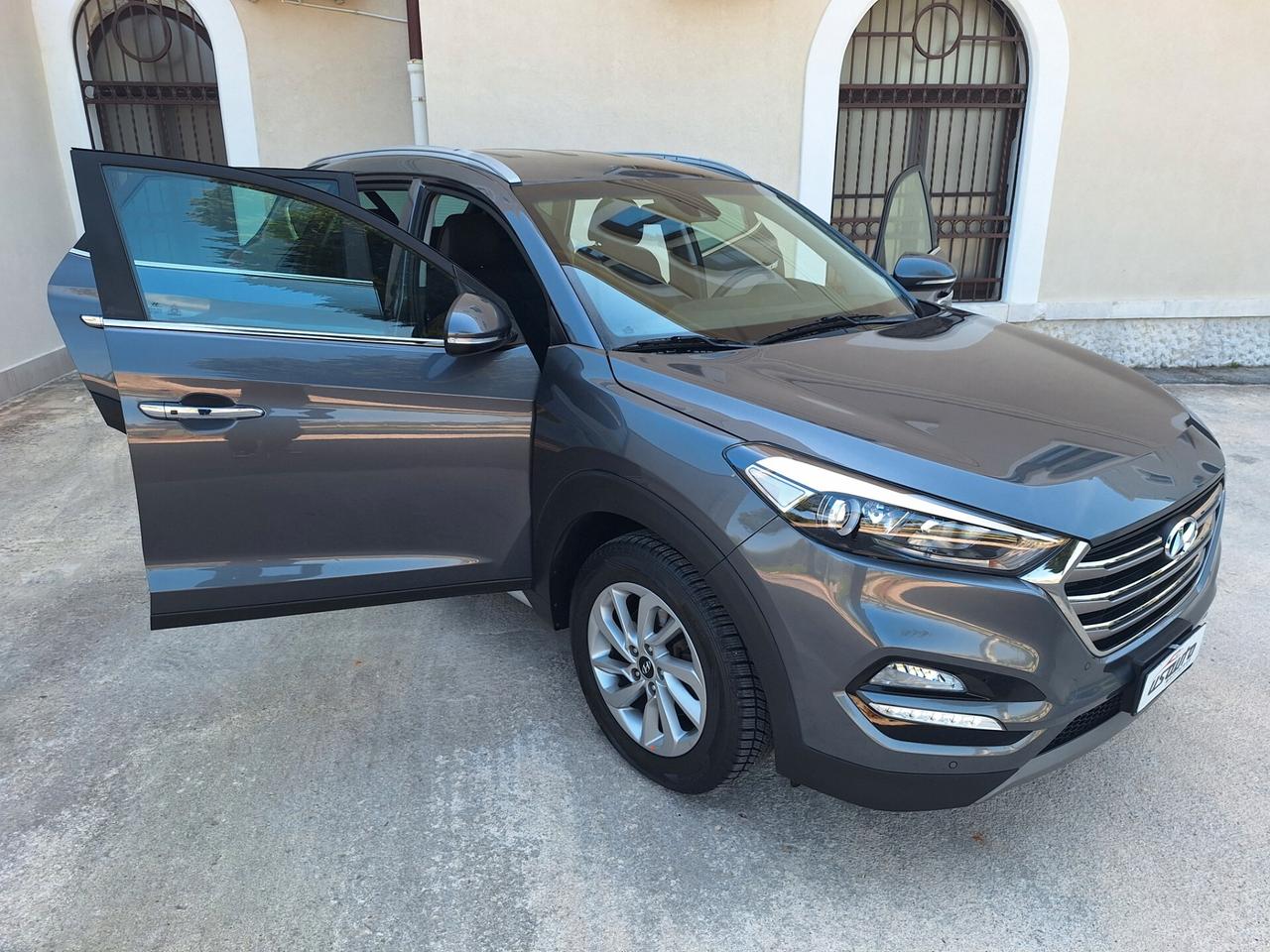 Hyundai Tucson 1.7 crdi X POSSIBLE NAVI CAMERA 2018