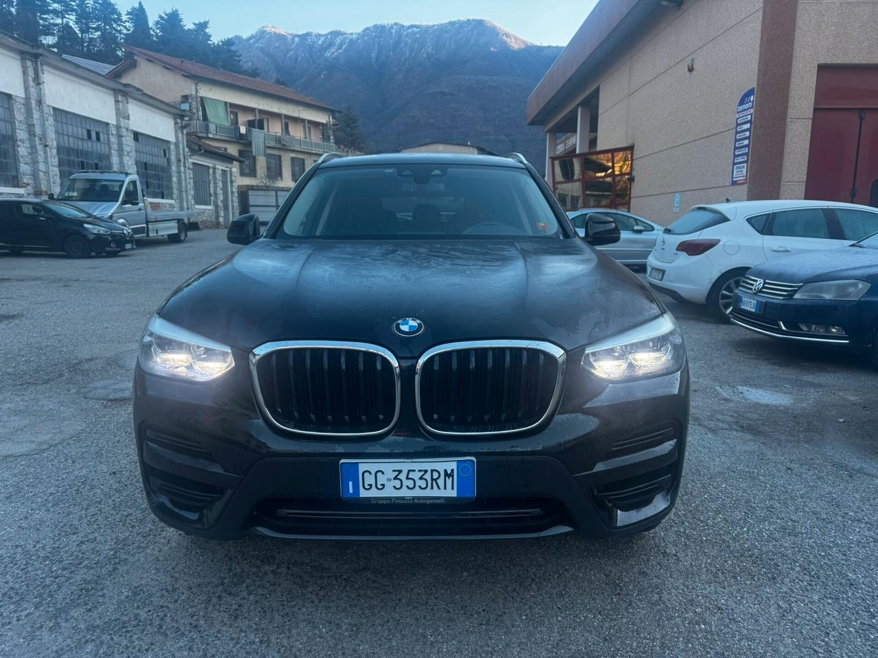 BMW X3 xDrive20d 48V Business Advantage IBRIDA