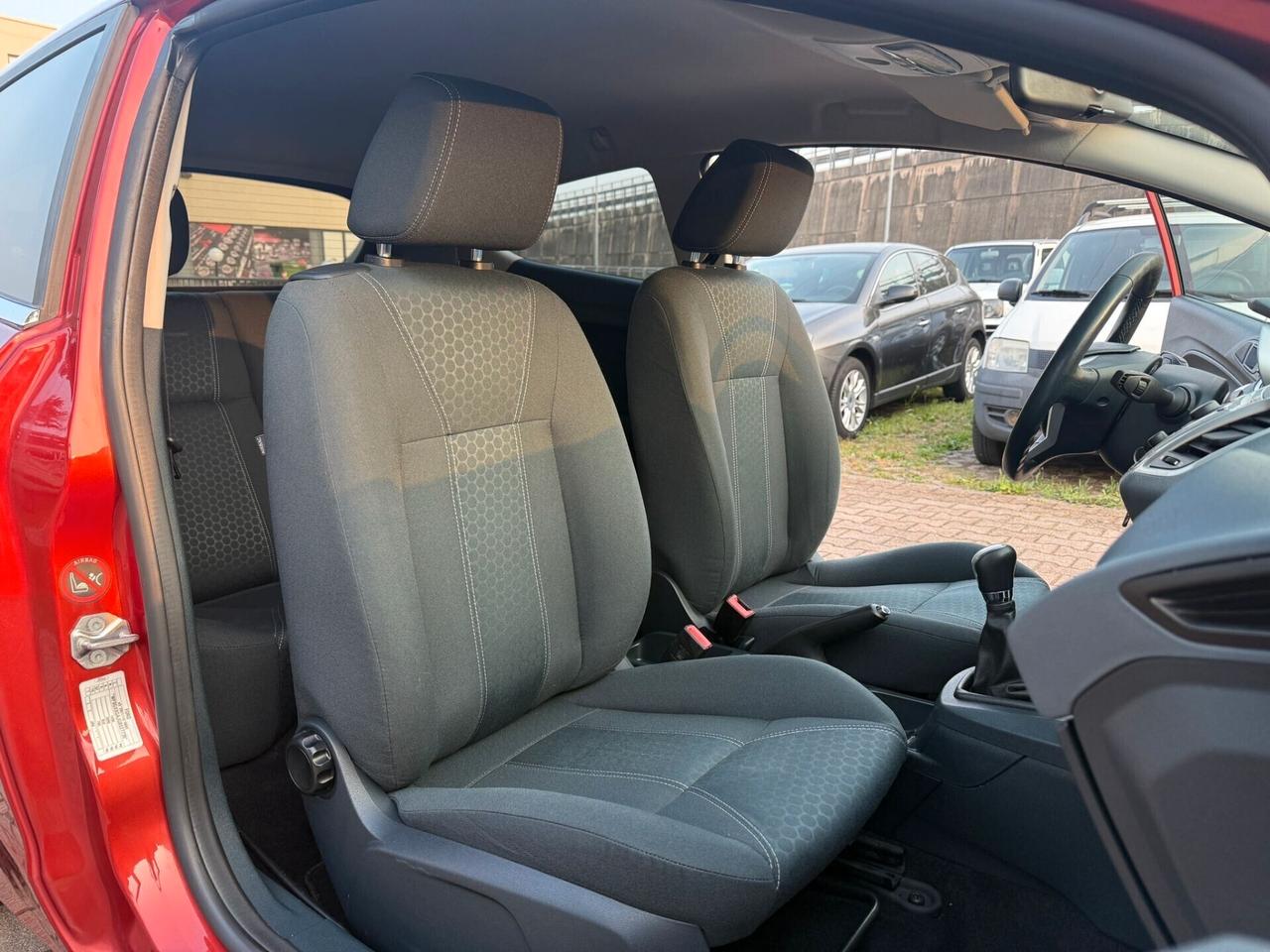 Ford Fiesta 1.2 82CV 3 porte OK NEOPATENTATI
