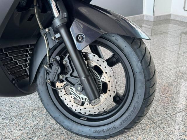 KYMCO Downtown 300i 2012