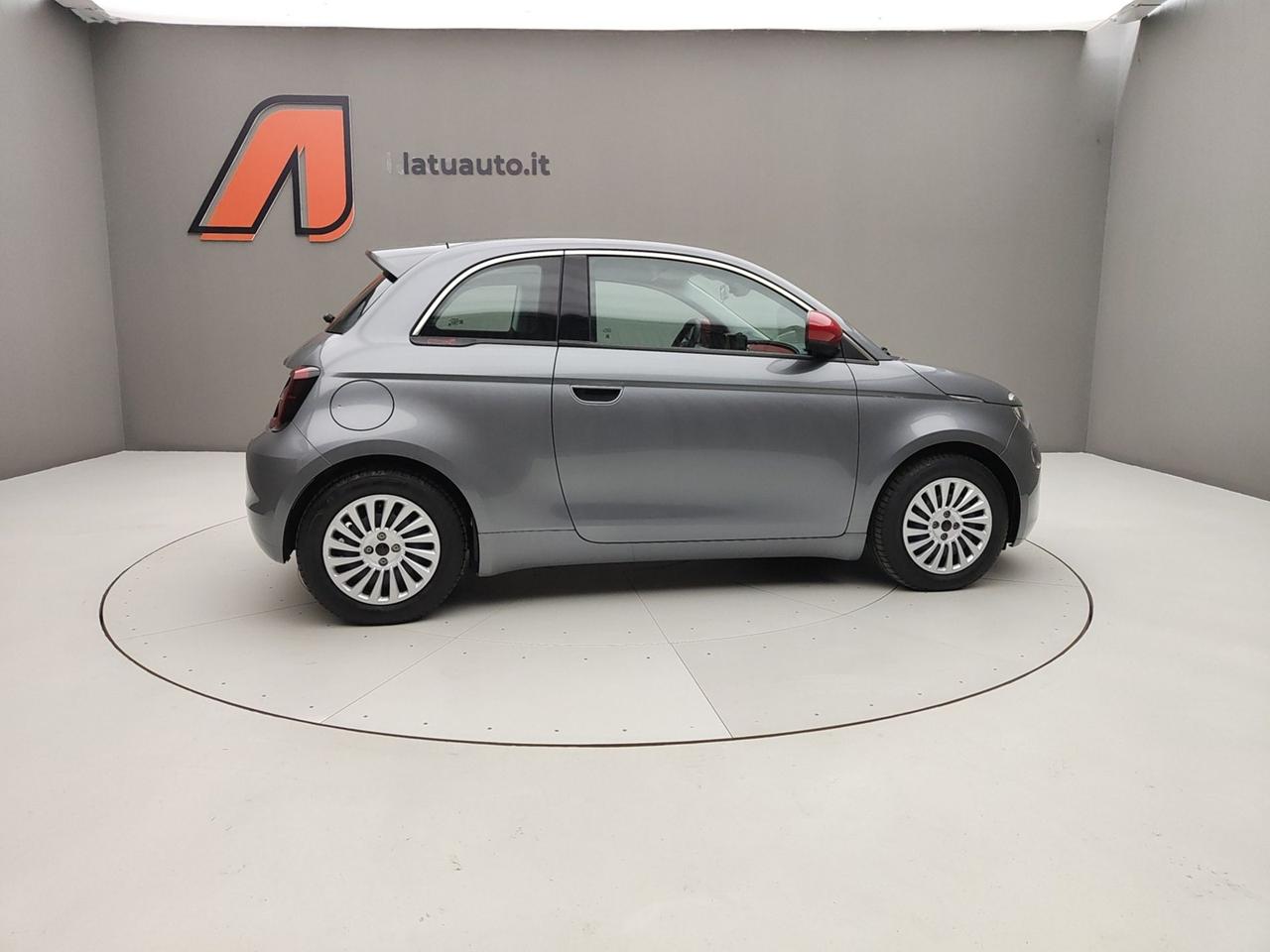 FIAT 500e 500E 118CV 320KM RED