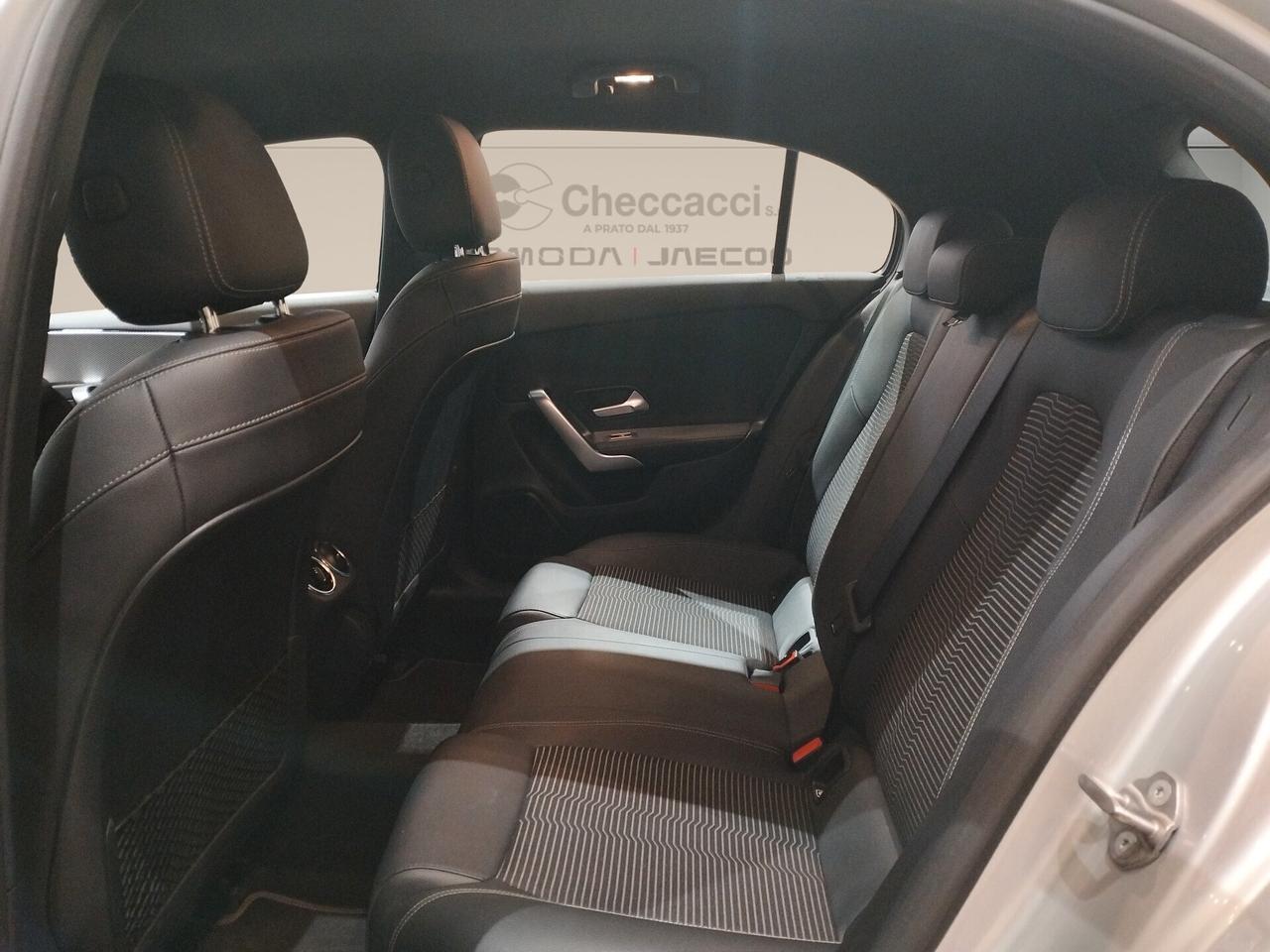 Mercedes-Benz A180 d Sport auto *IVA ESPOSTA*