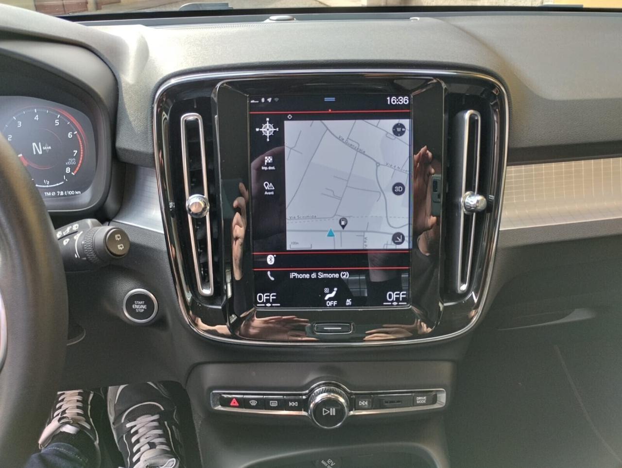 Volvo XC40 T2 Momentum Core