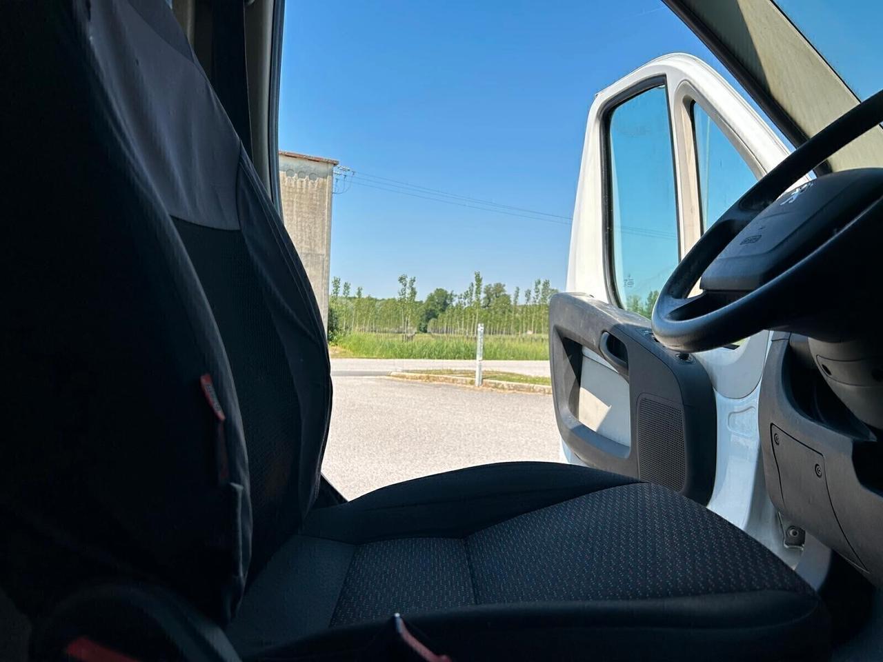 Peugeot Boxer 330 2.2 BlueHDi PM-TM L2 H2 SPOTICAR