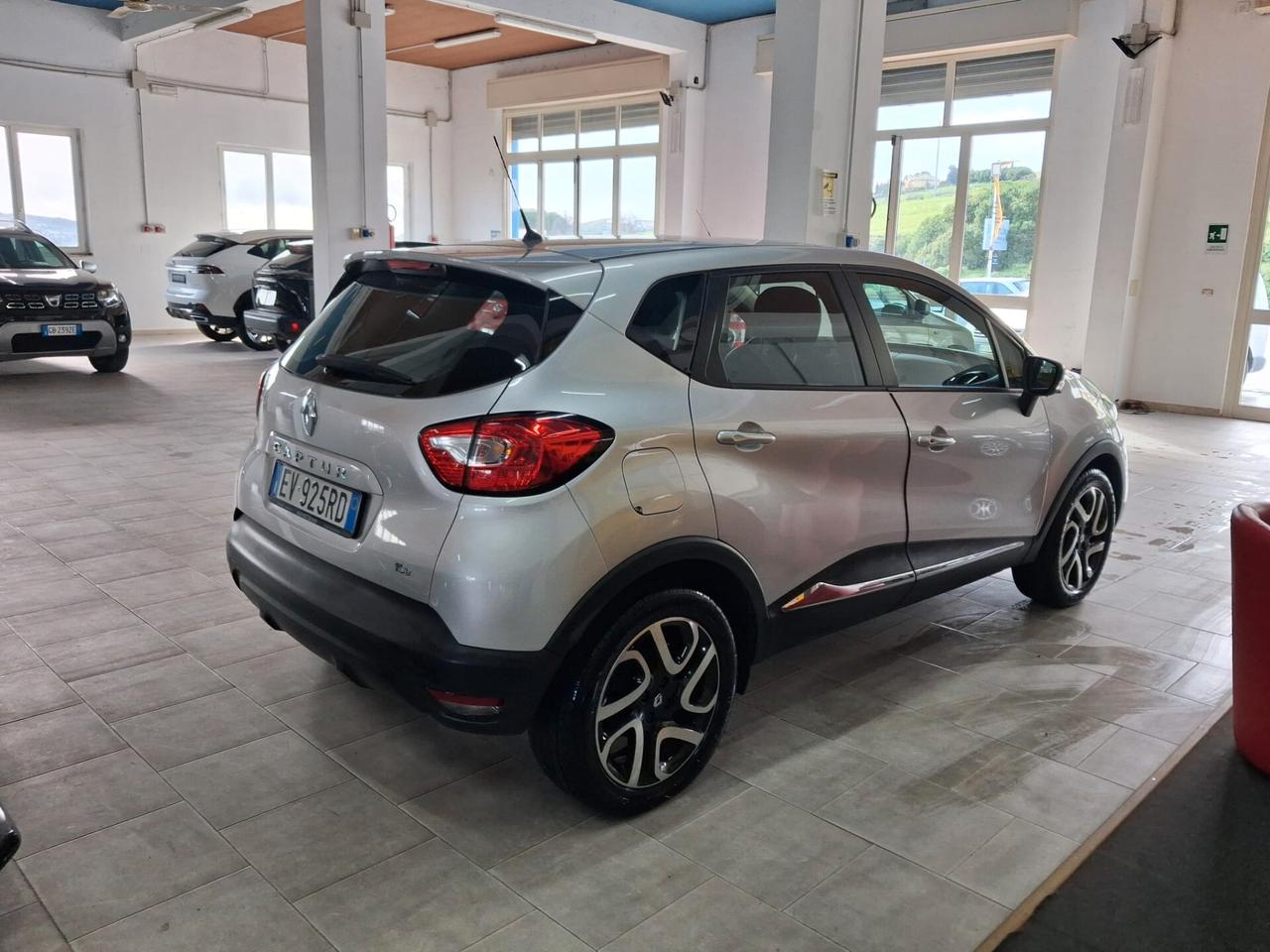 Renault Captur 0.9 TCe 12V 90 CV Start&Stop Live