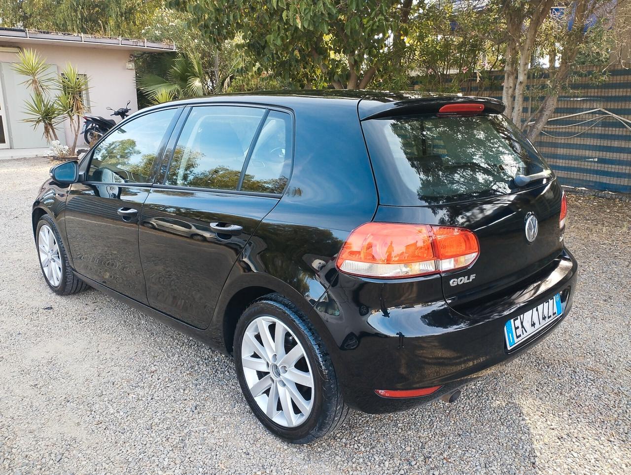 Volkswagen Golf 1.6 TDI DPF 5p. Highline