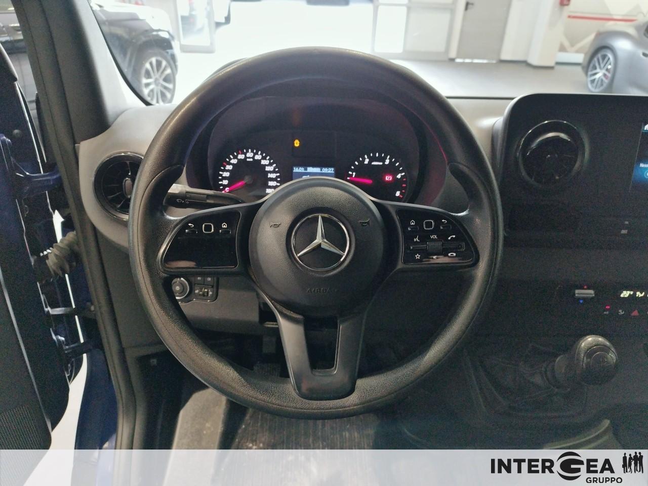 Mercedes-Benz Sprinter 314 2.1 cdi F 37/33 rwd Business E6