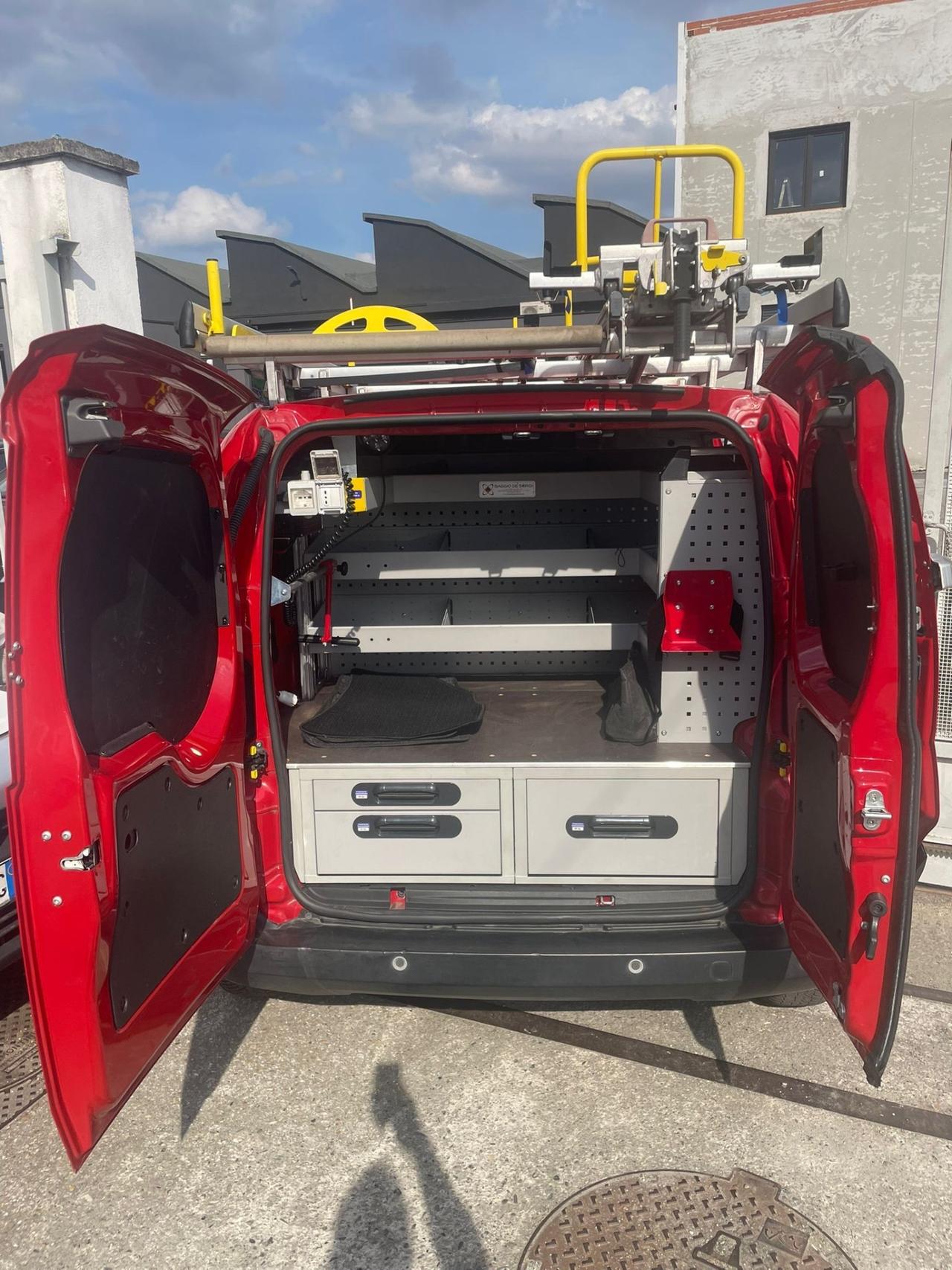 Fiat Fiorino 1.3 MJT 95CV Cargo Adventure