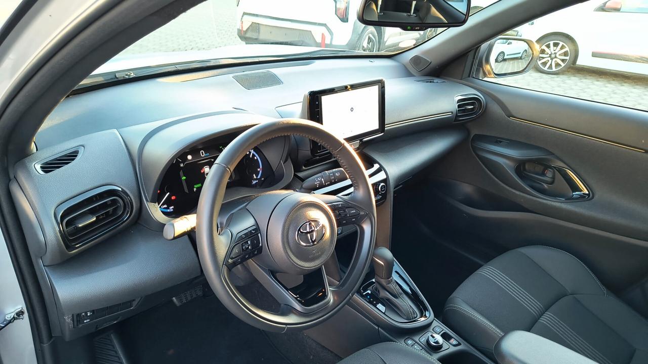 Toyota Yaris Cross 1.5 Hybrid 5p. E-CVT AWD-i Adventure