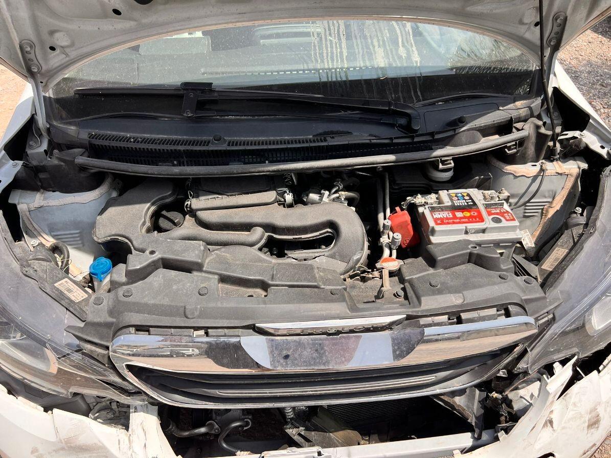 Peugeot 108 VTi 72 ETG 5 porte Allure