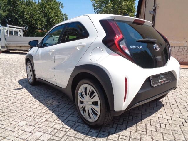 Toyota Aygo X 1.0 VVT-i 72 CV 5 porte Active S-CVT NESSUN VINCOLO DI FINANZIAMENTO