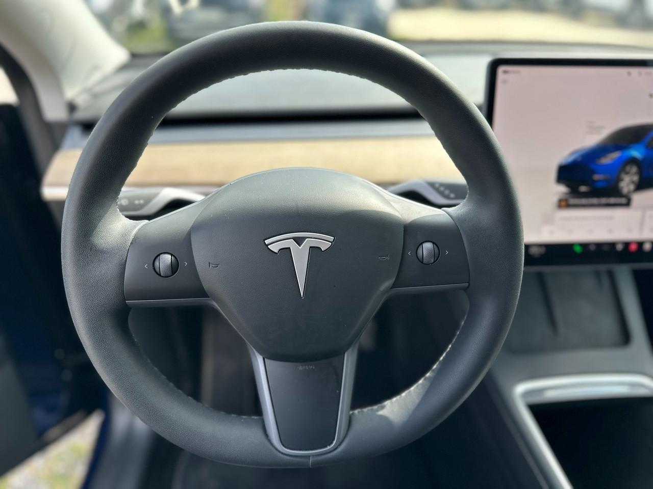 TESLA Model Y 2021 - Model Y Single Motor rwd