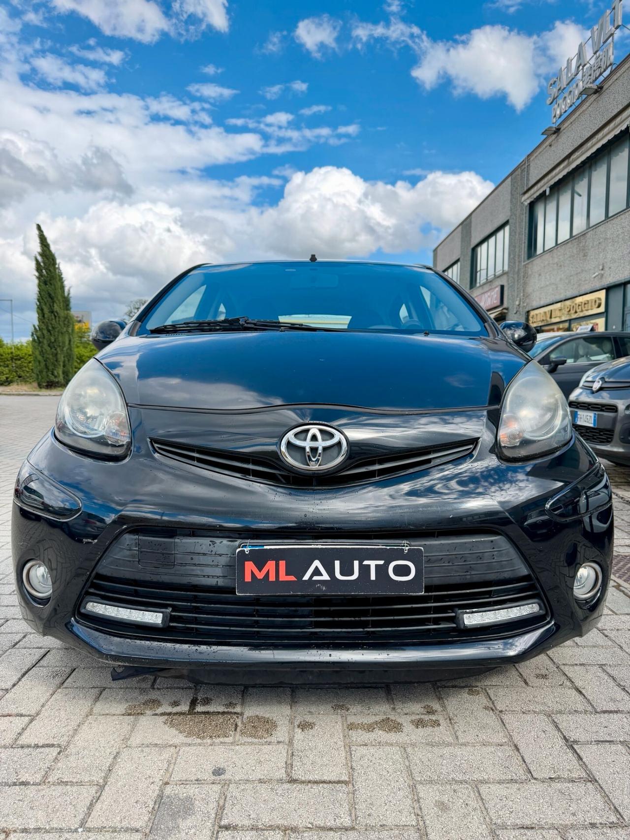 Toyota Aygo 1.0 12V VVT-i 5 porte Lounge Connect