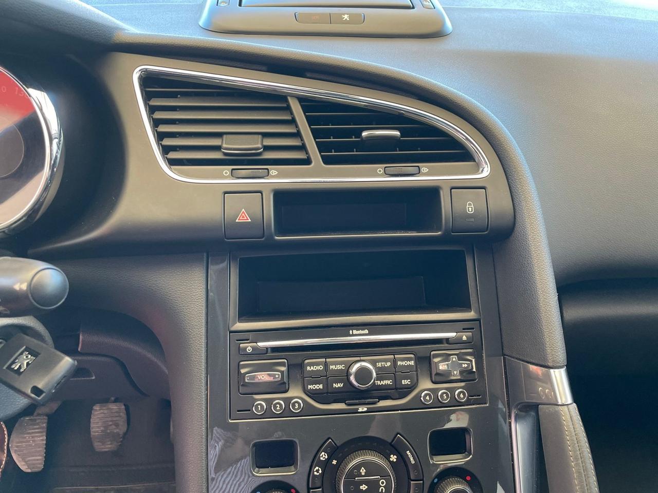 Peugeot 3008 1.6 HDi 112CV Tecno
