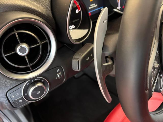 ALFA ROMEO Giulia 2.2 Turbodiesel 210 CV AT8 AWD Q4 Veloce