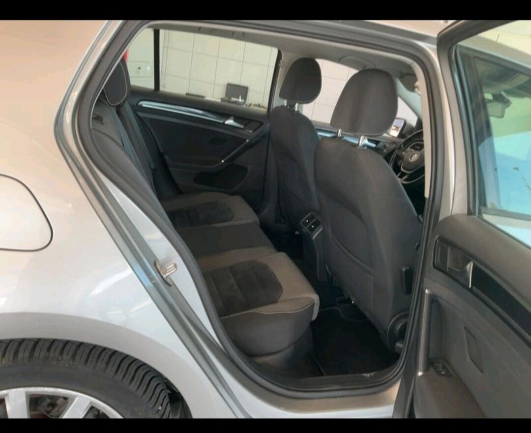 Volkswagen Golf 1.6 TDI 5p. Highline BlueMotion 2014
