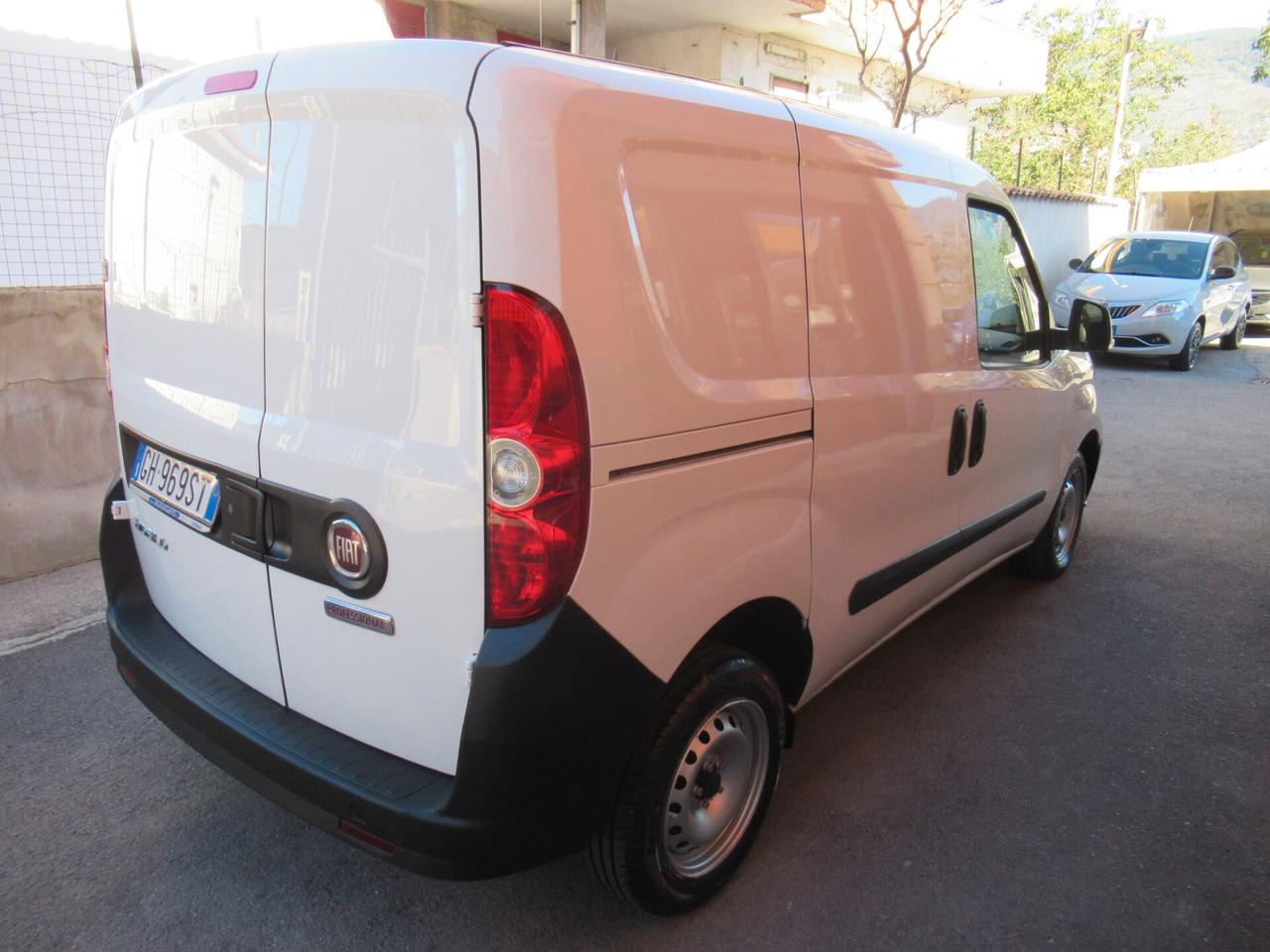 Fiat Doblo Doblò 1.6 MJT 105CV S&S PC-TN Cargo Business