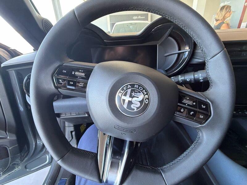 Alfa Romeo Junior Ibrida 1.2 145CV Hybrid eDCT6 ibrida Sprint
