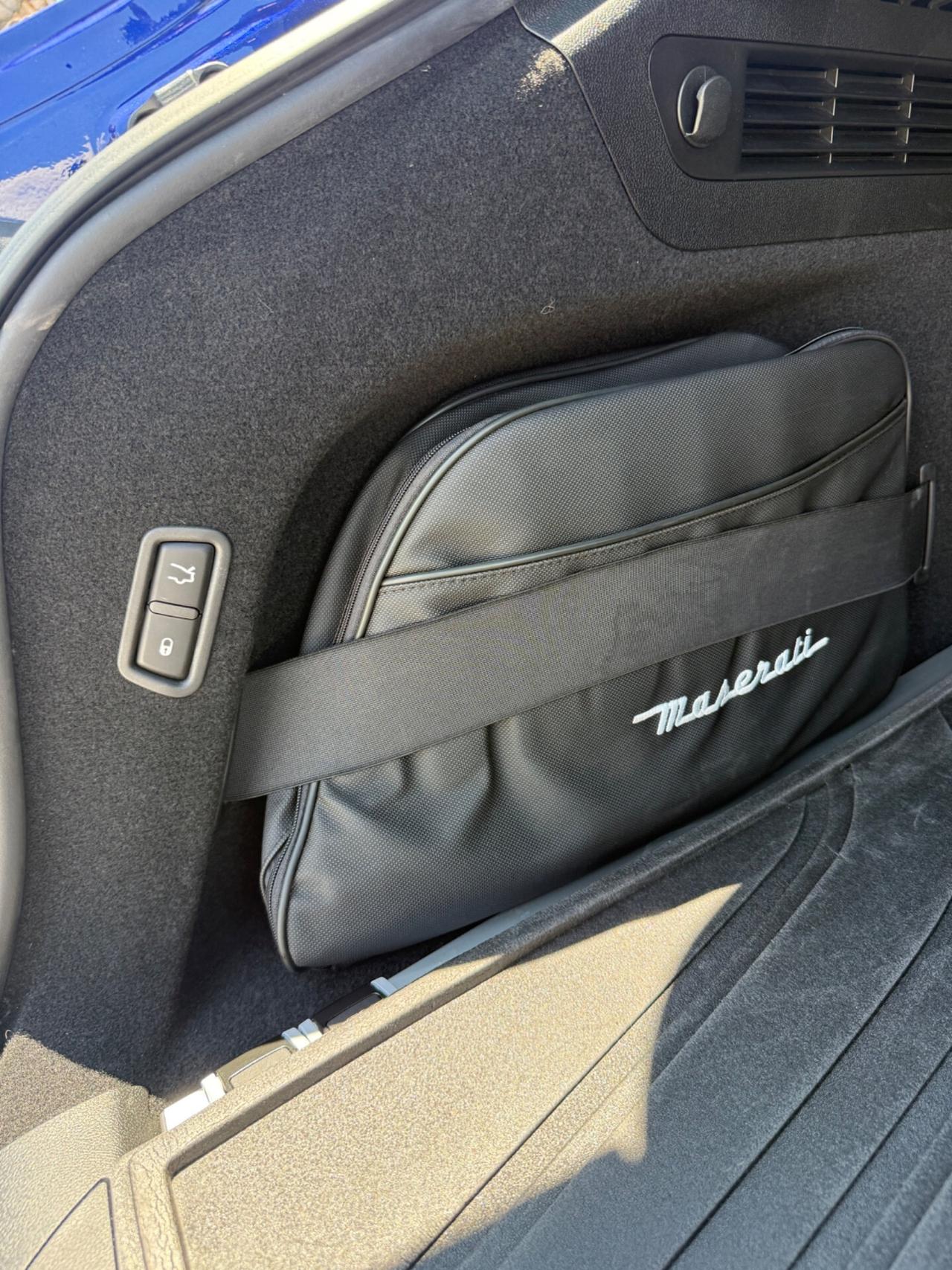 Maserati Levante V6 Diesel 275 CV AWD Gransport