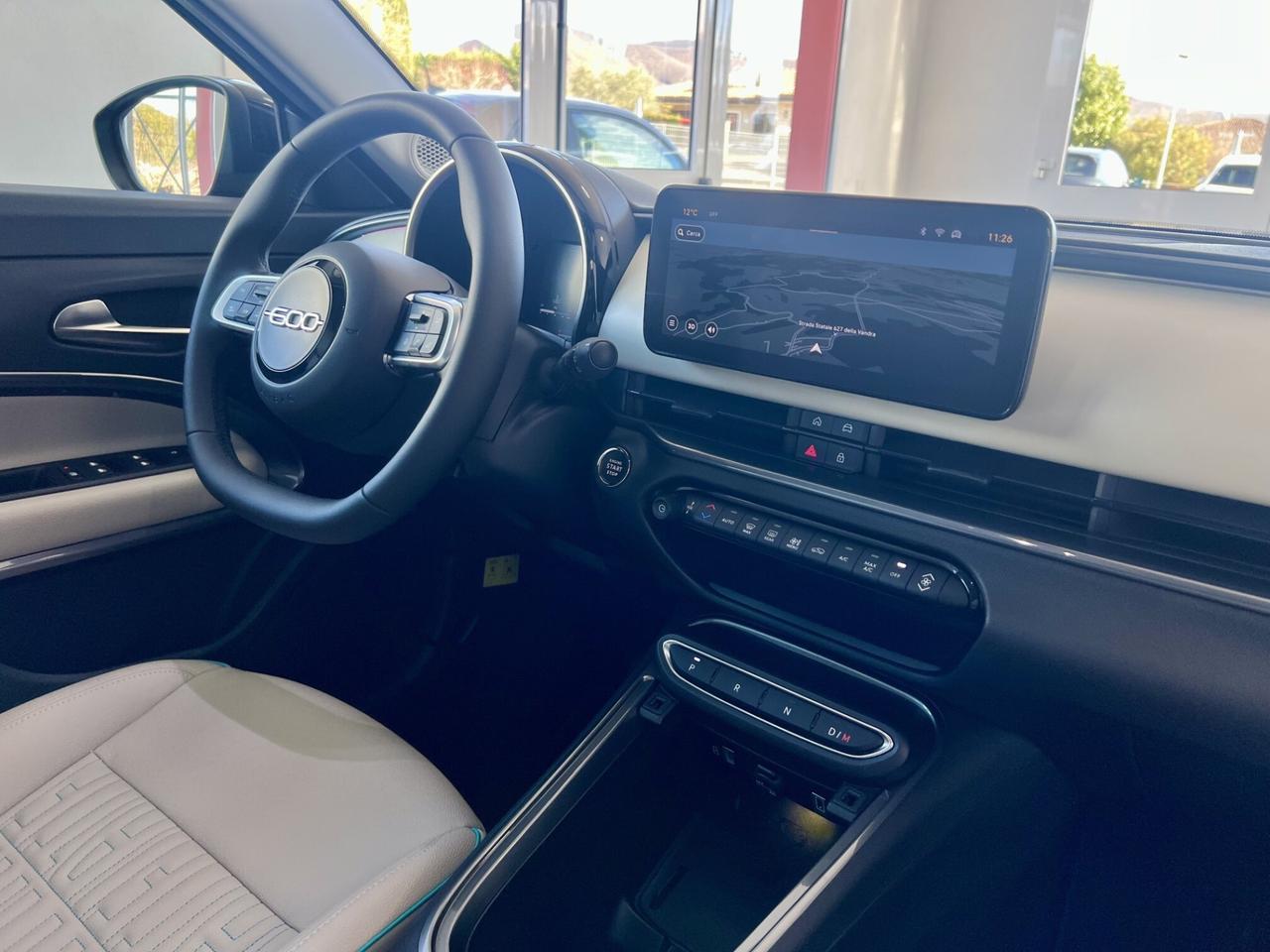 FIAT 600 HYBRID MHEV LA PRIMA - 2024