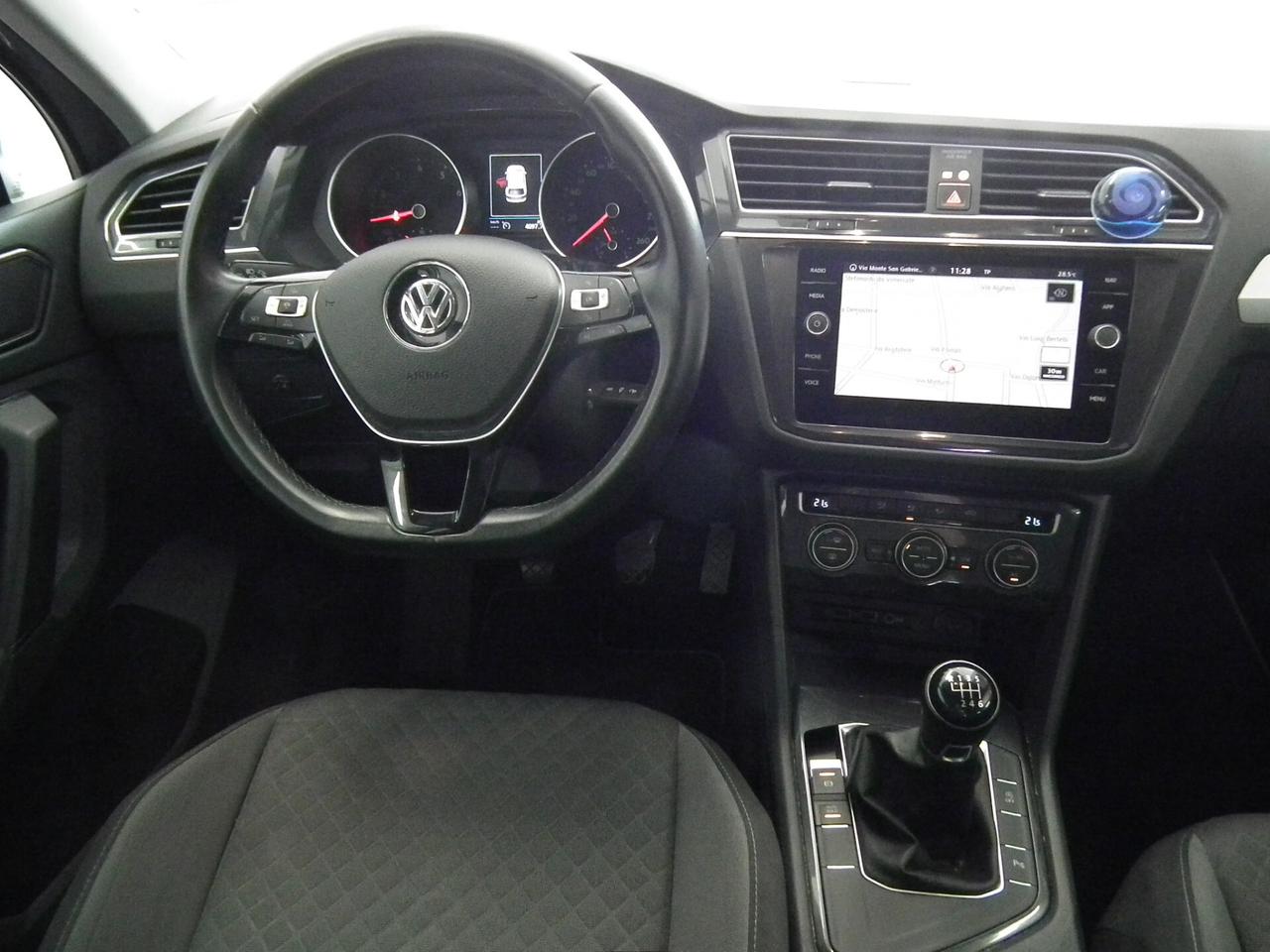 Volkswagen Tiguan 1.4 TSI STYLE NAVI CAR APPLE PLAY SENSORI TELEFONO !