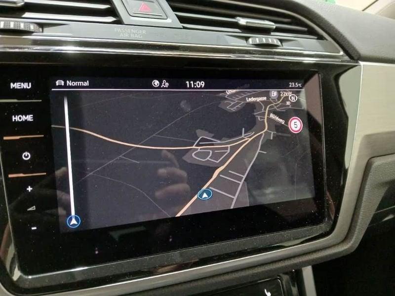 Volkswagen Touran 1.5 TSI EVO Business DSG NAVI ACC LED CAMERA