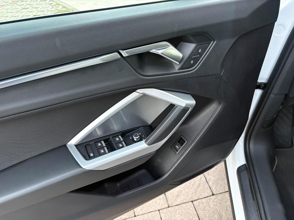 Audi Q3 35 TDI 2.0 150cv S tronic Business Advanced